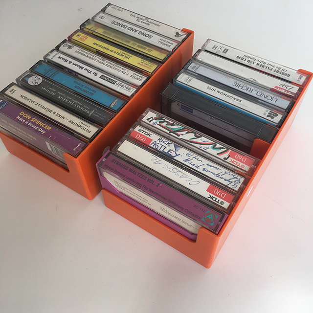 CASSETTE, HOLDER - w Tapes Retro Orange